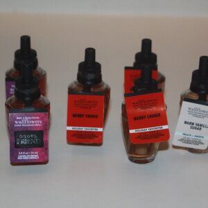 Bath & Body Works Wallflower Refill Bulb Lot Set of 6 , (2) Goul Friend,  (3) Me